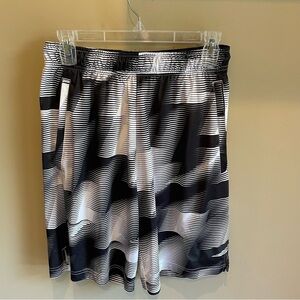 Nike Mens dri fit shorts Small black and white